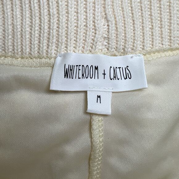 Whiteroom + Cactus Cotton Navy and Ecru Open Knit Resort Short Set Size Medium - Picture 9 of 9